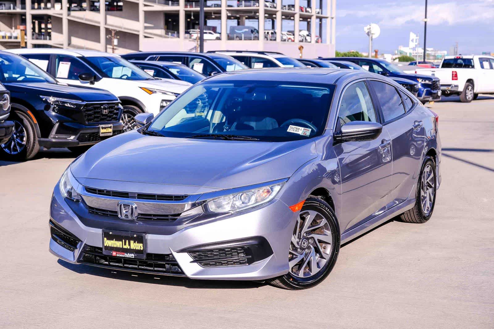 Thumbnail: 2017 Honda Civic - 1