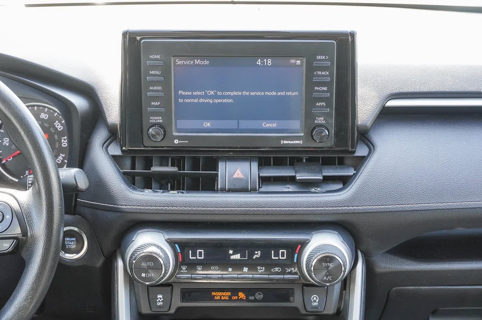 2021 Toyota RAV4 XLE 14