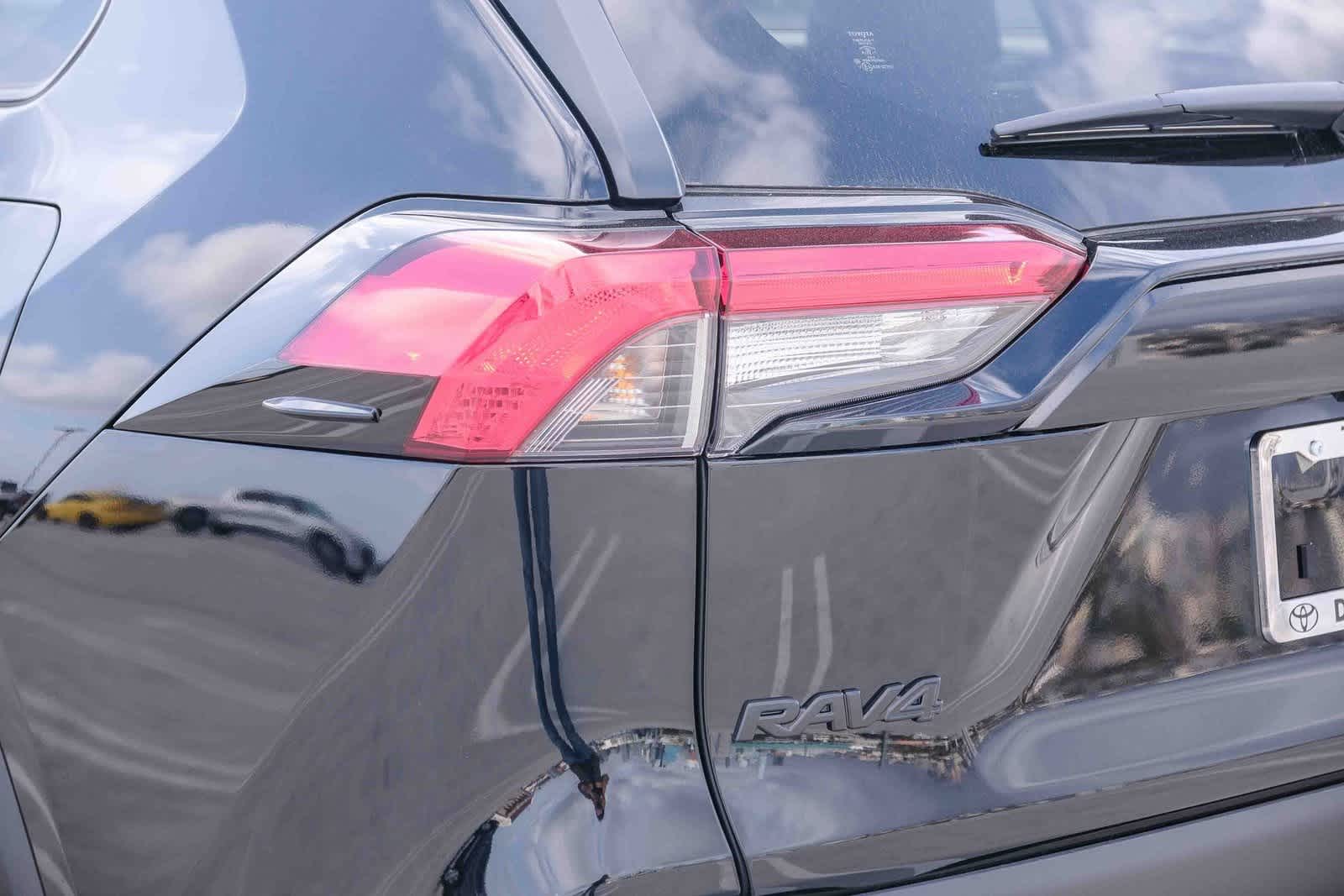 Thumbnail: 2025 Toyota RAV4 - 7