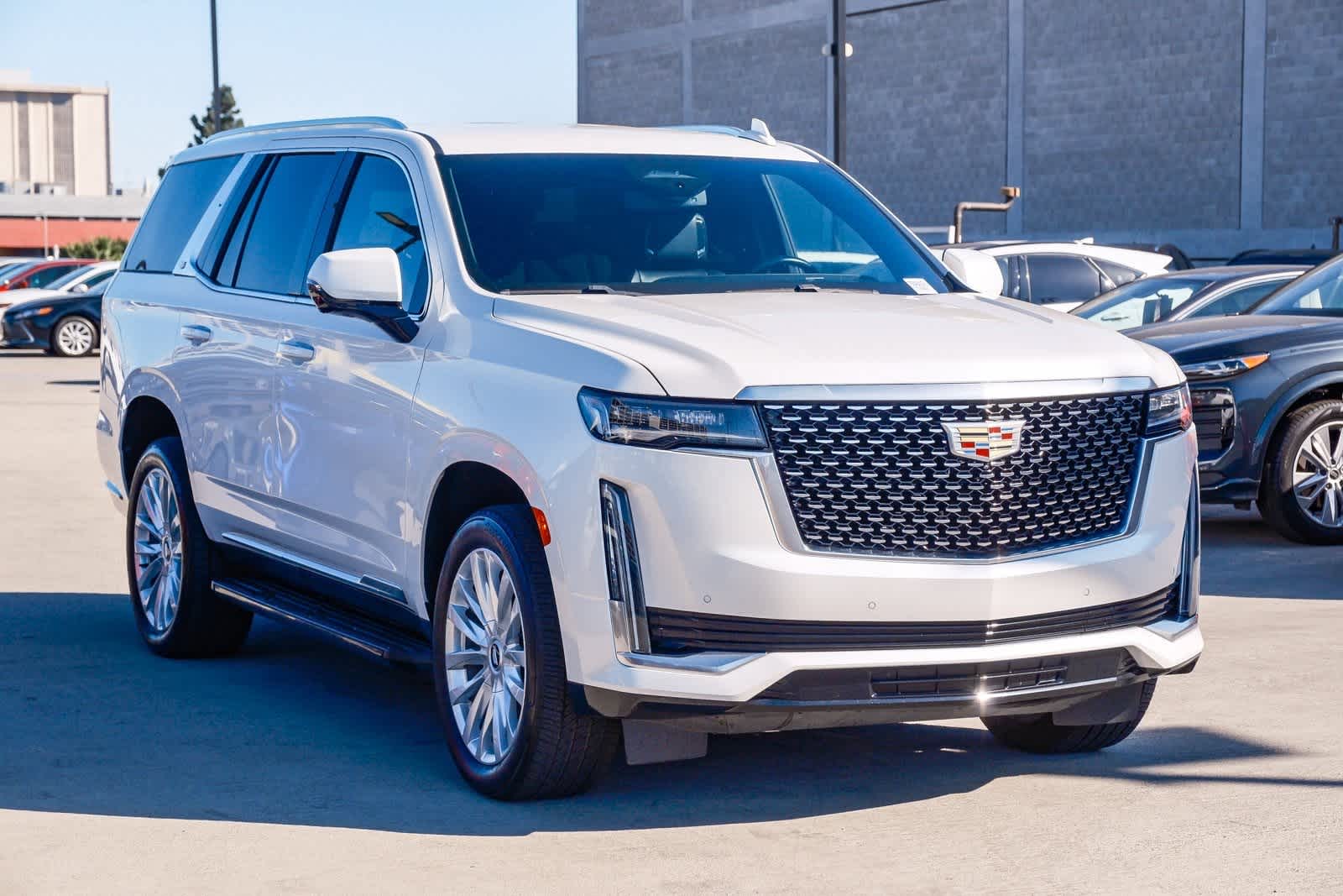 Thumbnail: 2023 Cadillac Escalade - 3