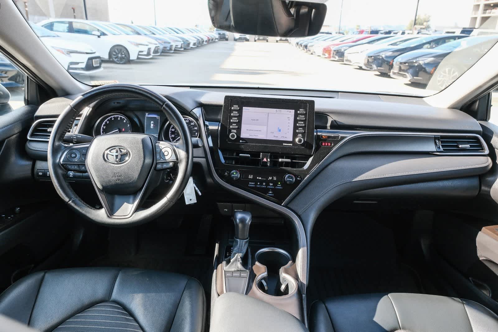 Thumbnail: 2022 Toyota Camry - 13