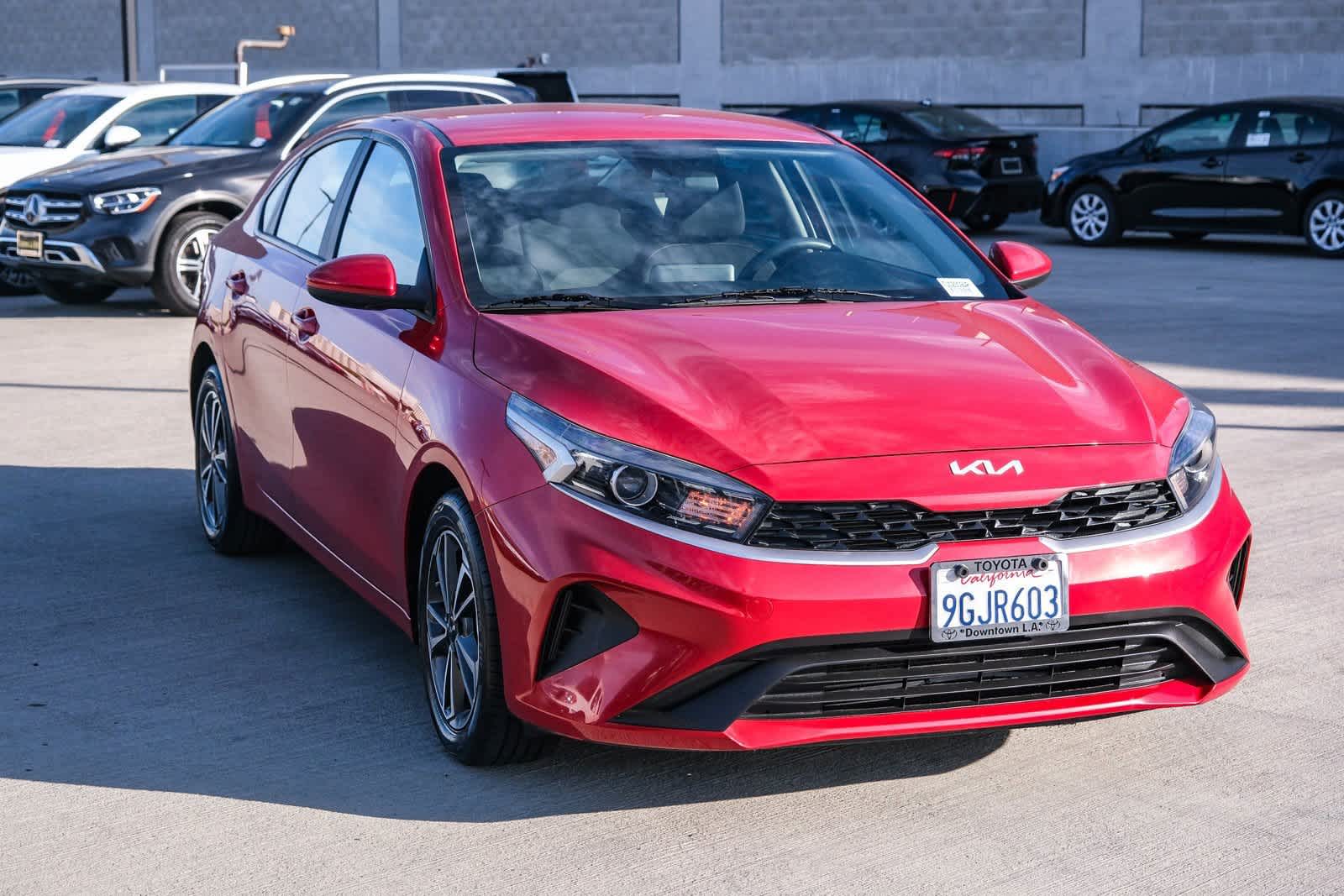 Thumbnail: 2023 Kia Forte - 3