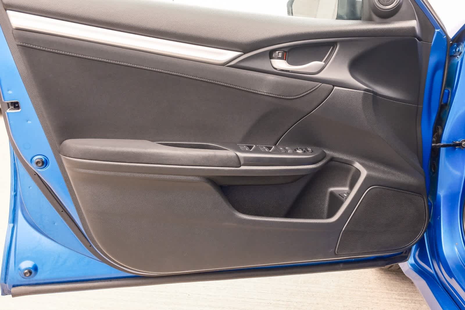 Thumbnail: 2017 Honda Civic - 22