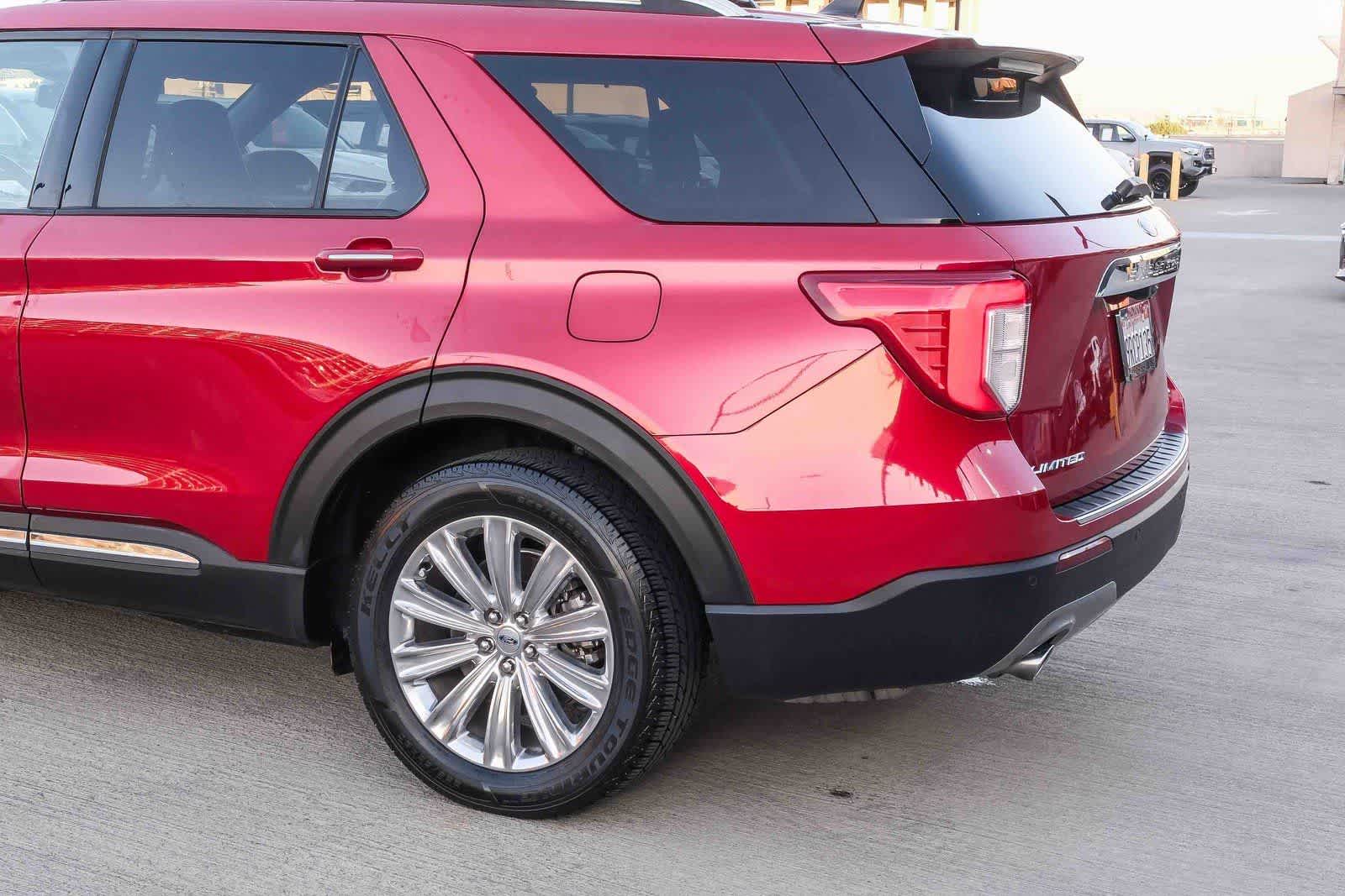 Thumbnail: 2021 Ford Explorer - 8