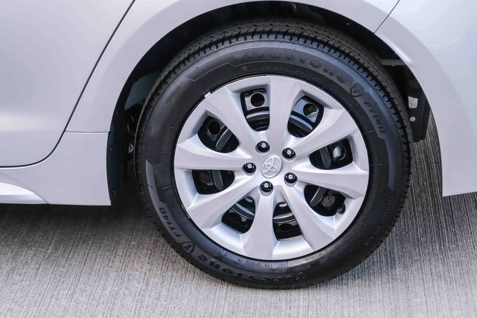 Thumbnail: 2025 Toyota Corolla - 9