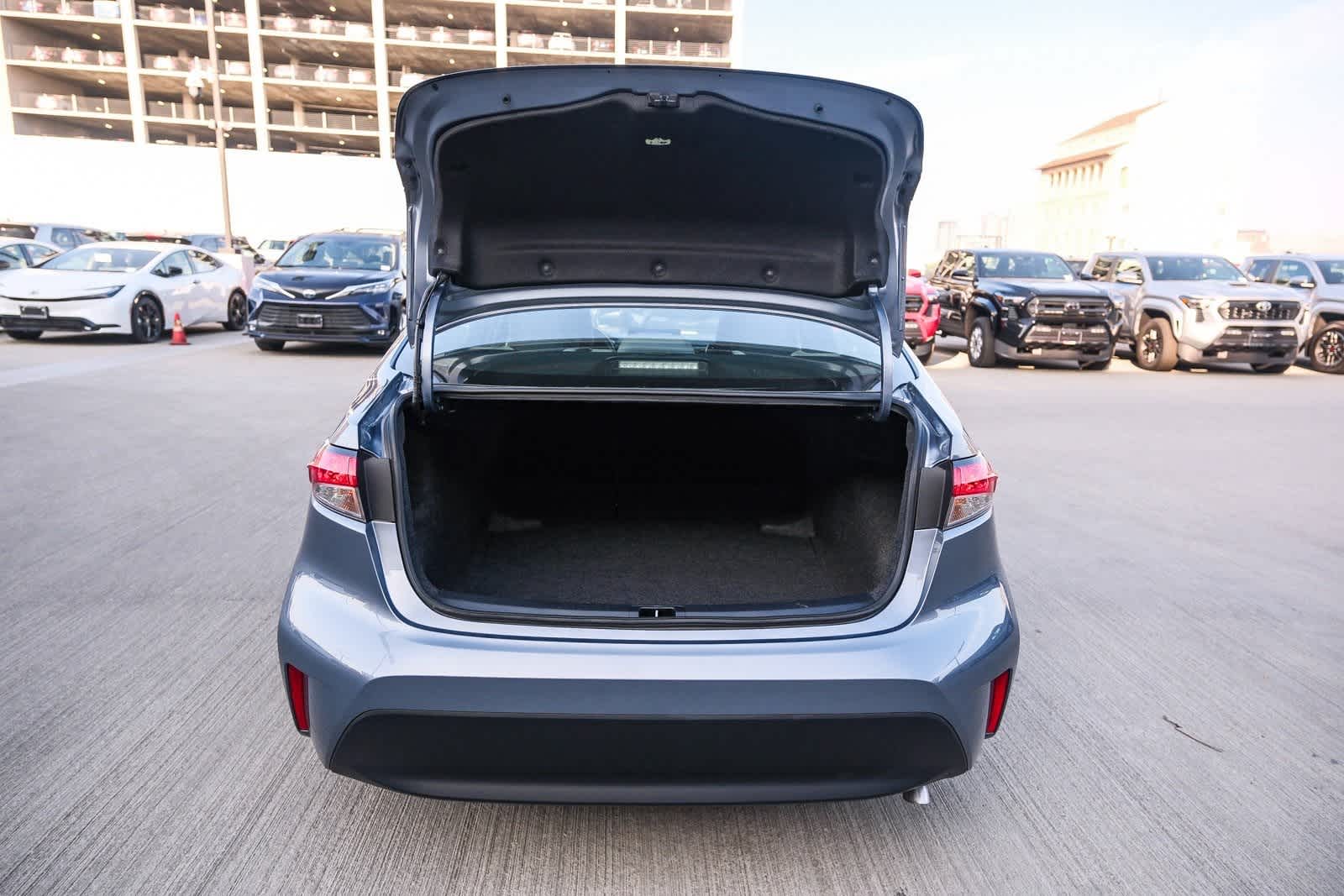 Thumbnail: 2025 Toyota Corolla - 26