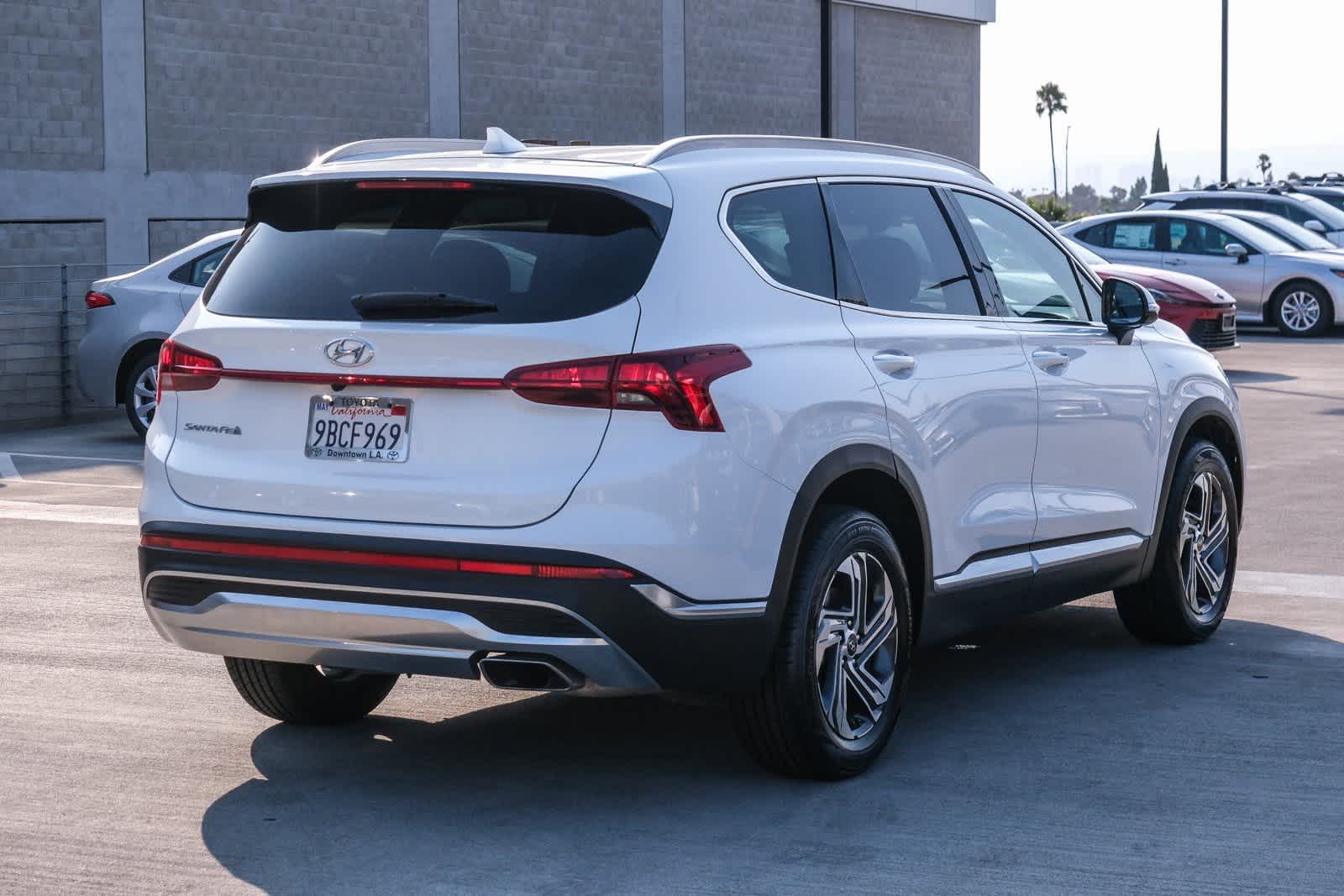 Thumbnail: 2022 Hyundai Santa Fe - 4