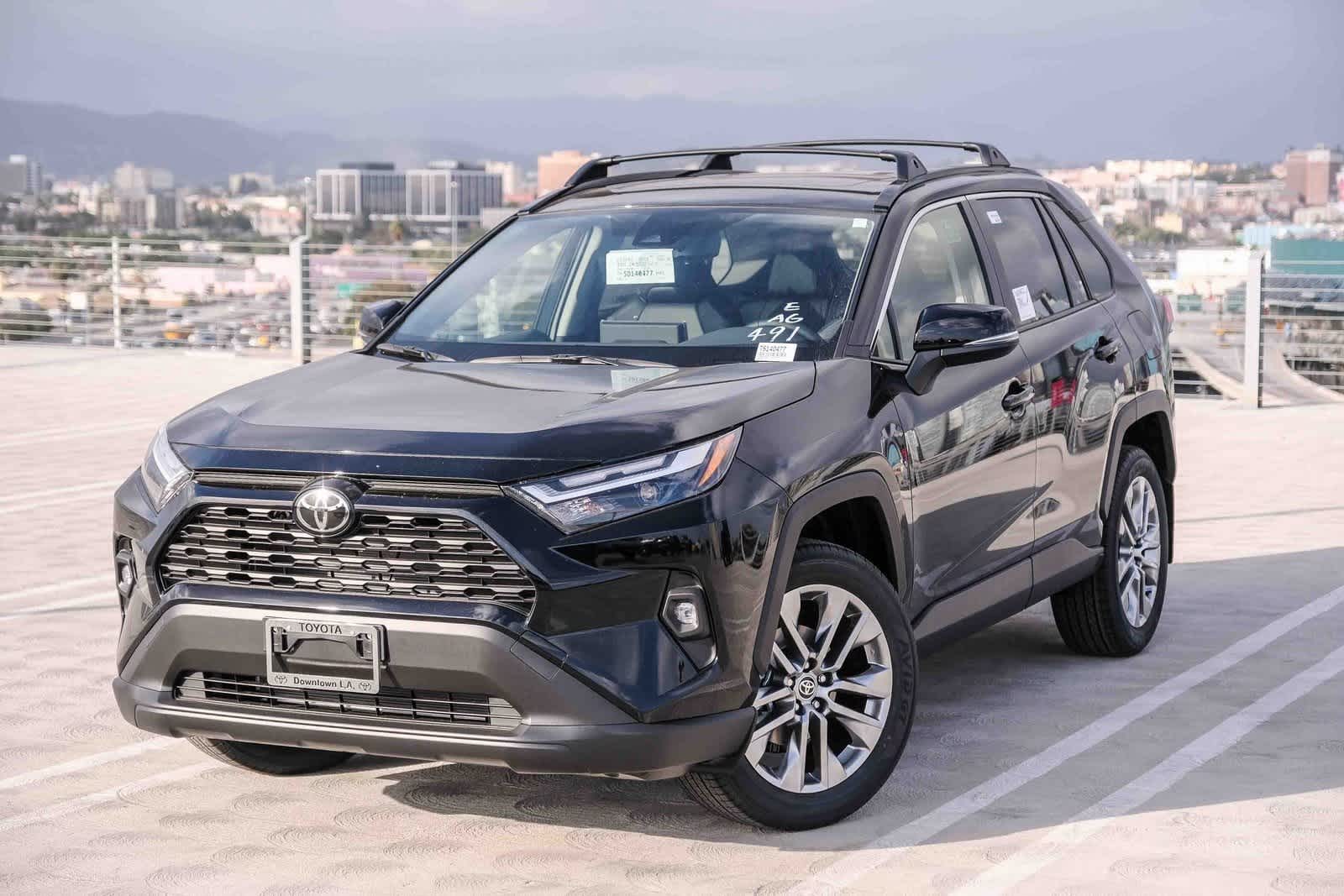 Thumbnail: 2025 Toyota RAV4 - 1