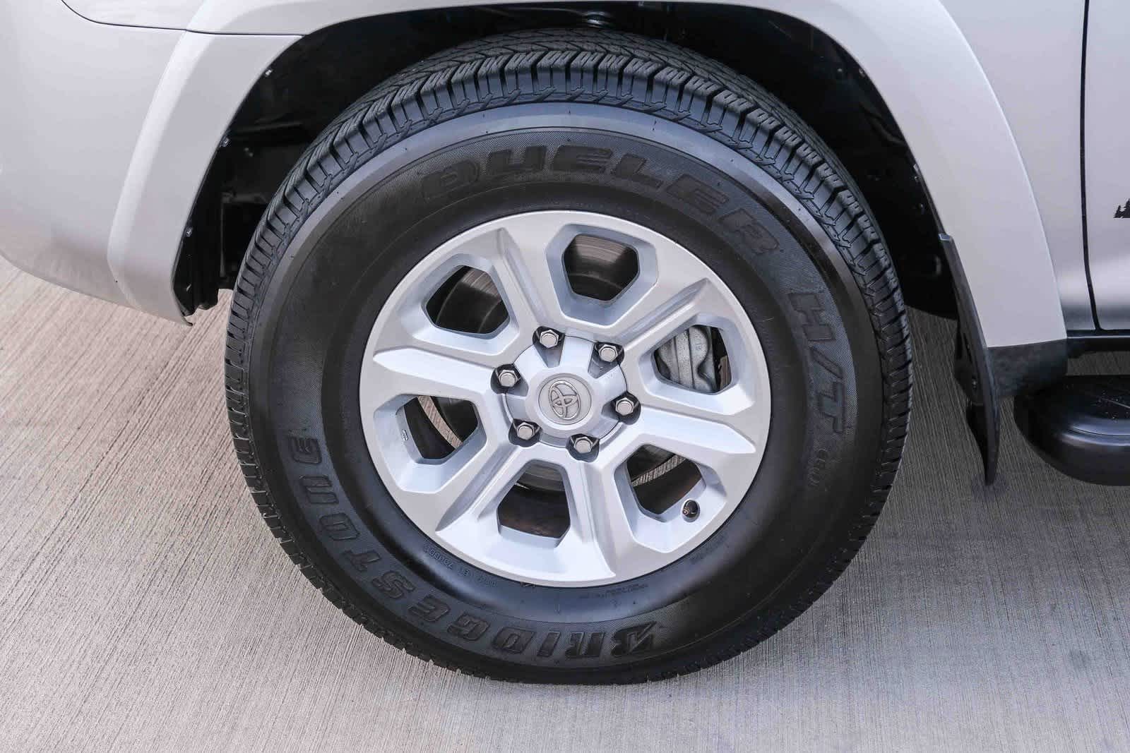 Thumbnail: 2023 Toyota 4Runner - 10