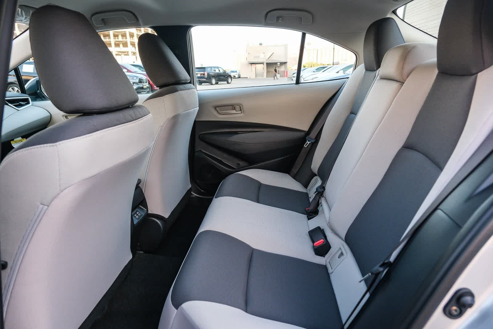 Thumbnail: 2025 Toyota Corolla - 19