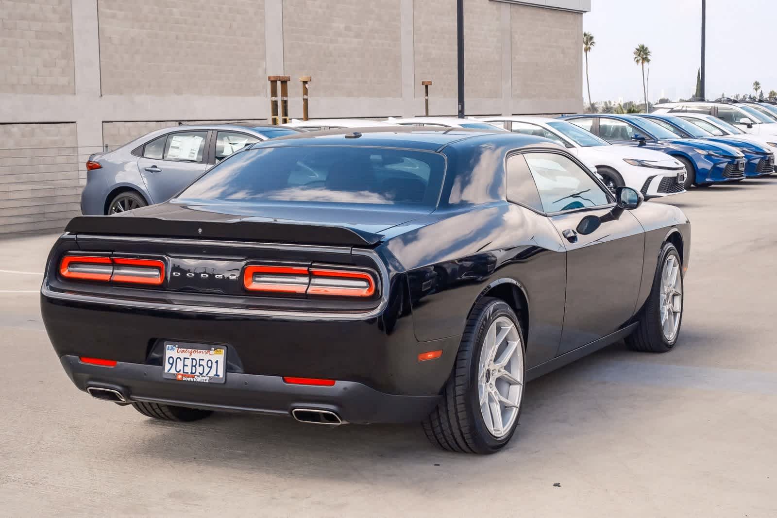 Thumbnail: 2020 Dodge Challenger - 4