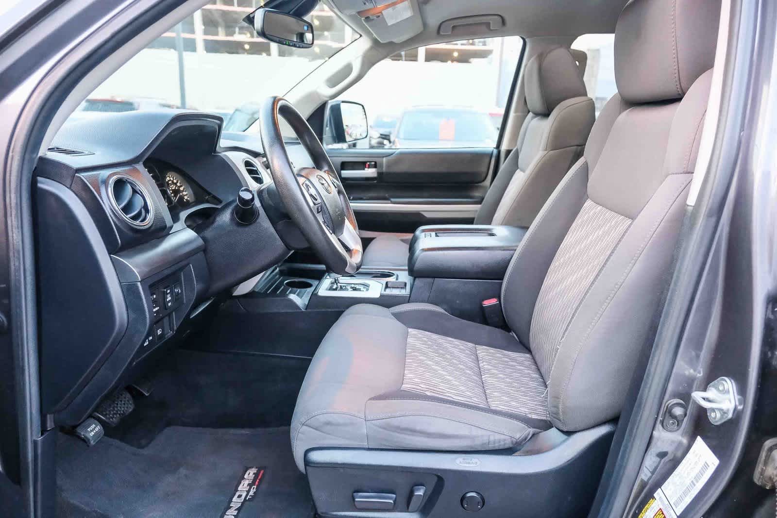 Thumbnail: 2021 Toyota Tundra - 21