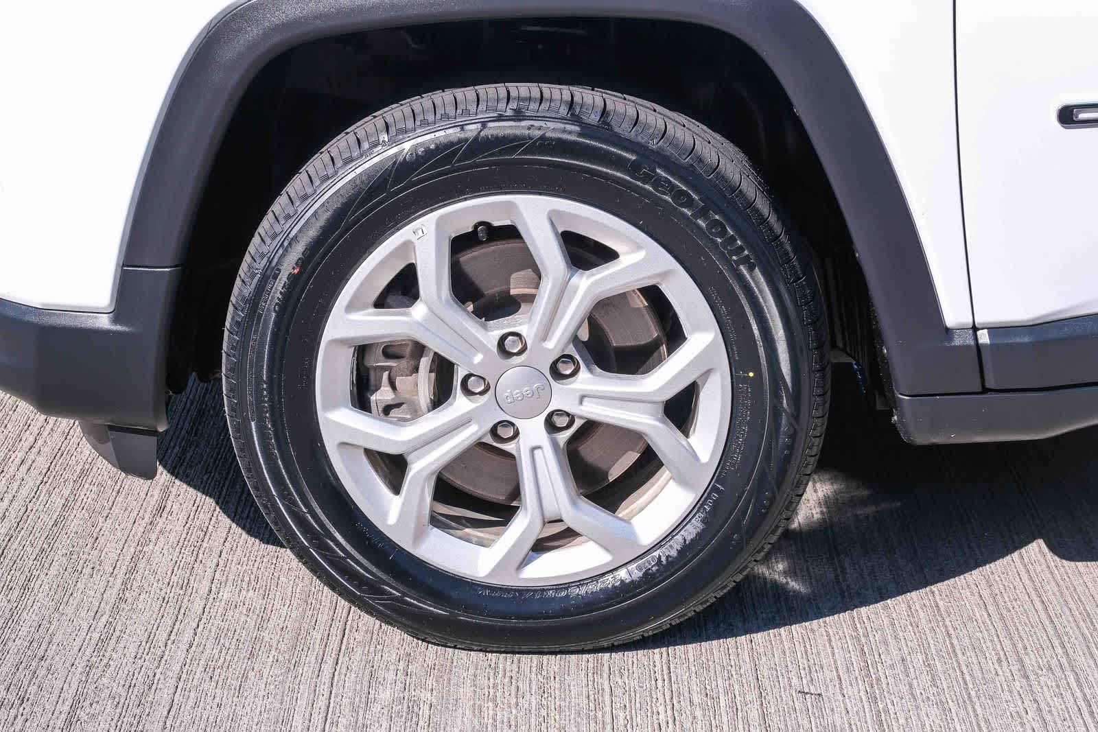 Thumbnail: 2024 Jeep Compass - 10
