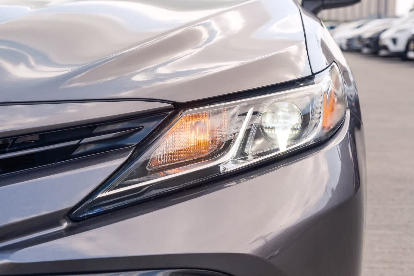 Thumbnail: 2019 Toyota Camry - 11
