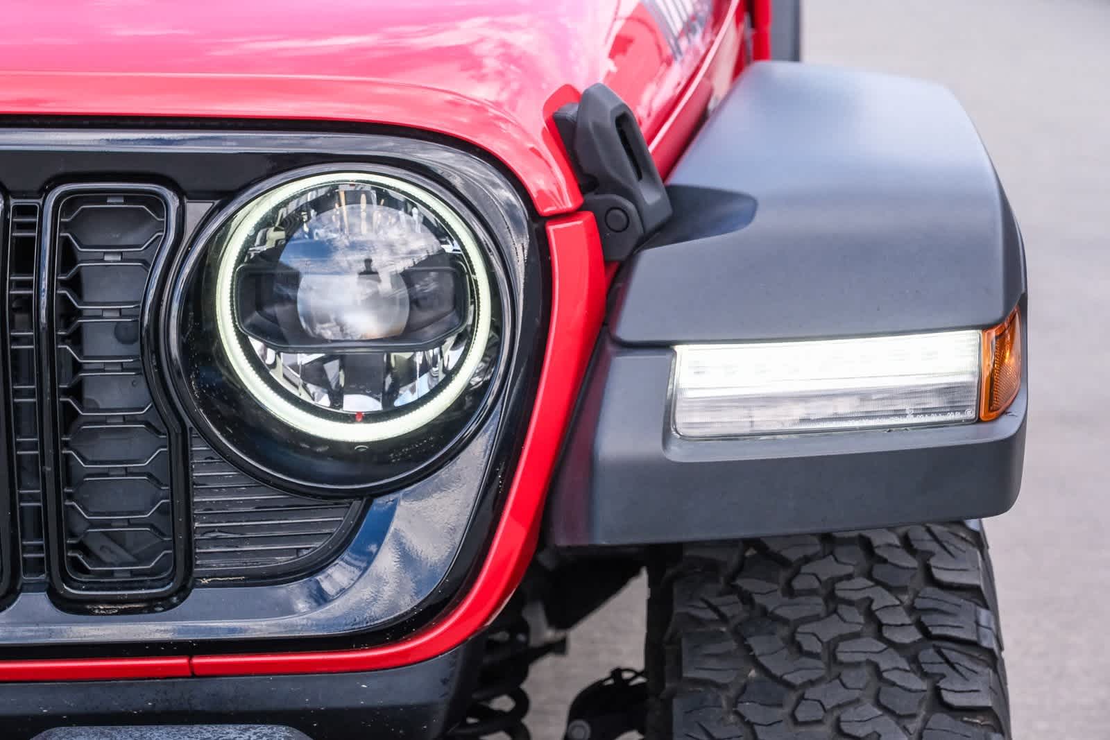 Thumbnail: 2024 Jeep Wrangler - 11