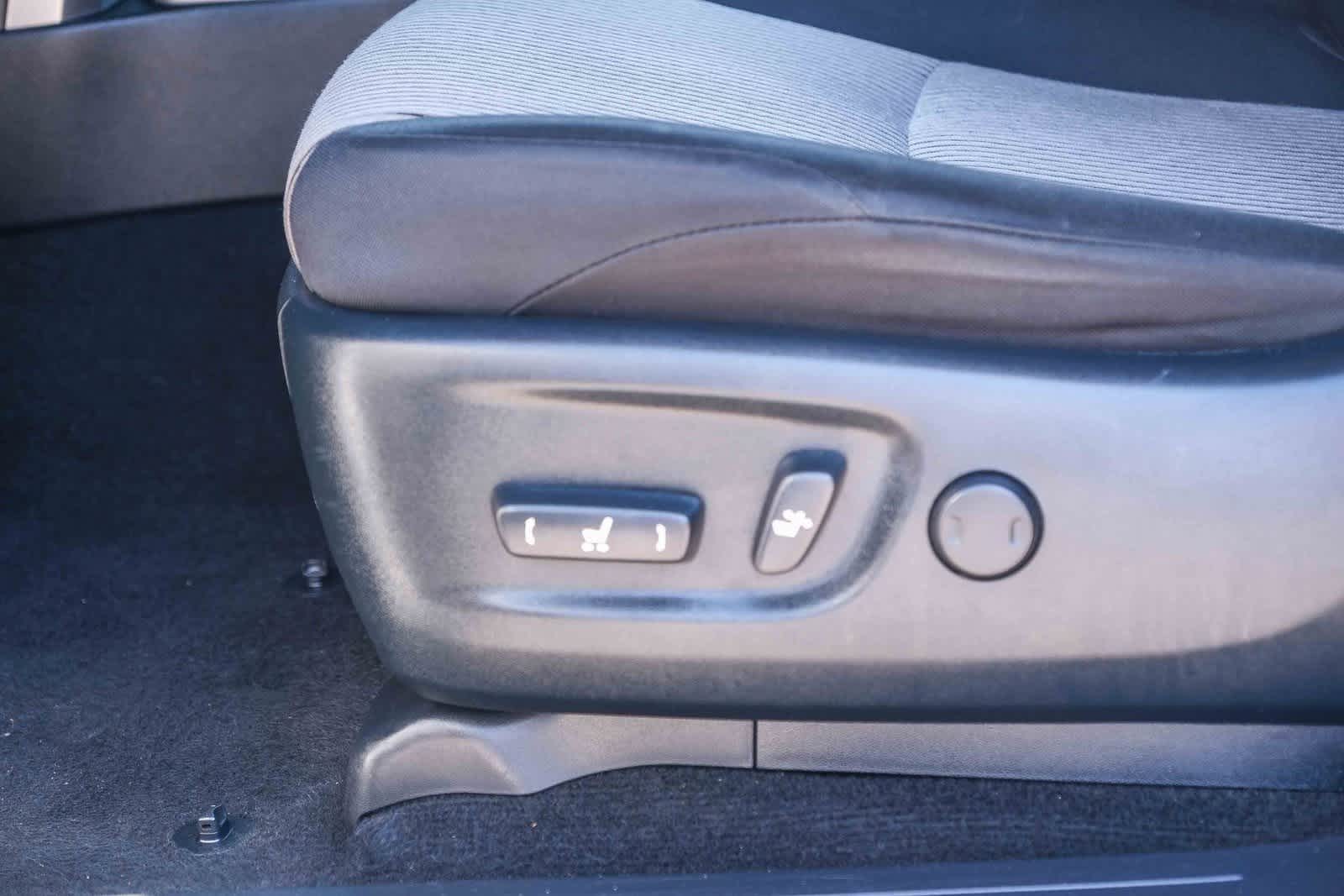 Thumbnail: 2024 Toyota 4Runner - 24