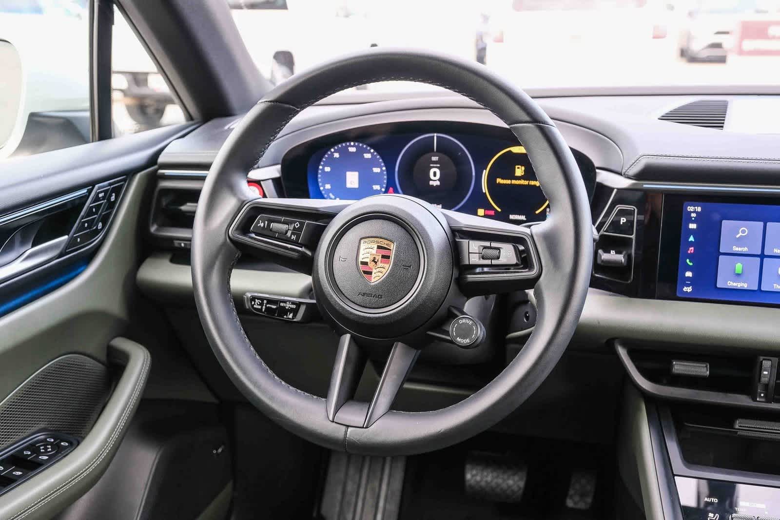 Thumbnail: 2024 Porsche Macan - 15