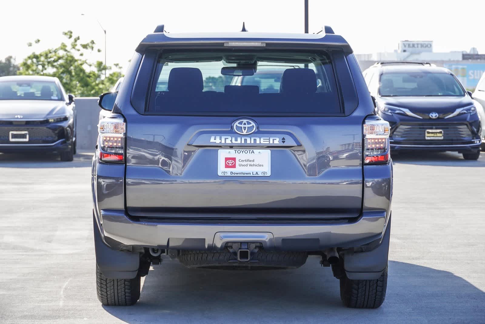 2022 Toyota 4Runner SR5 5