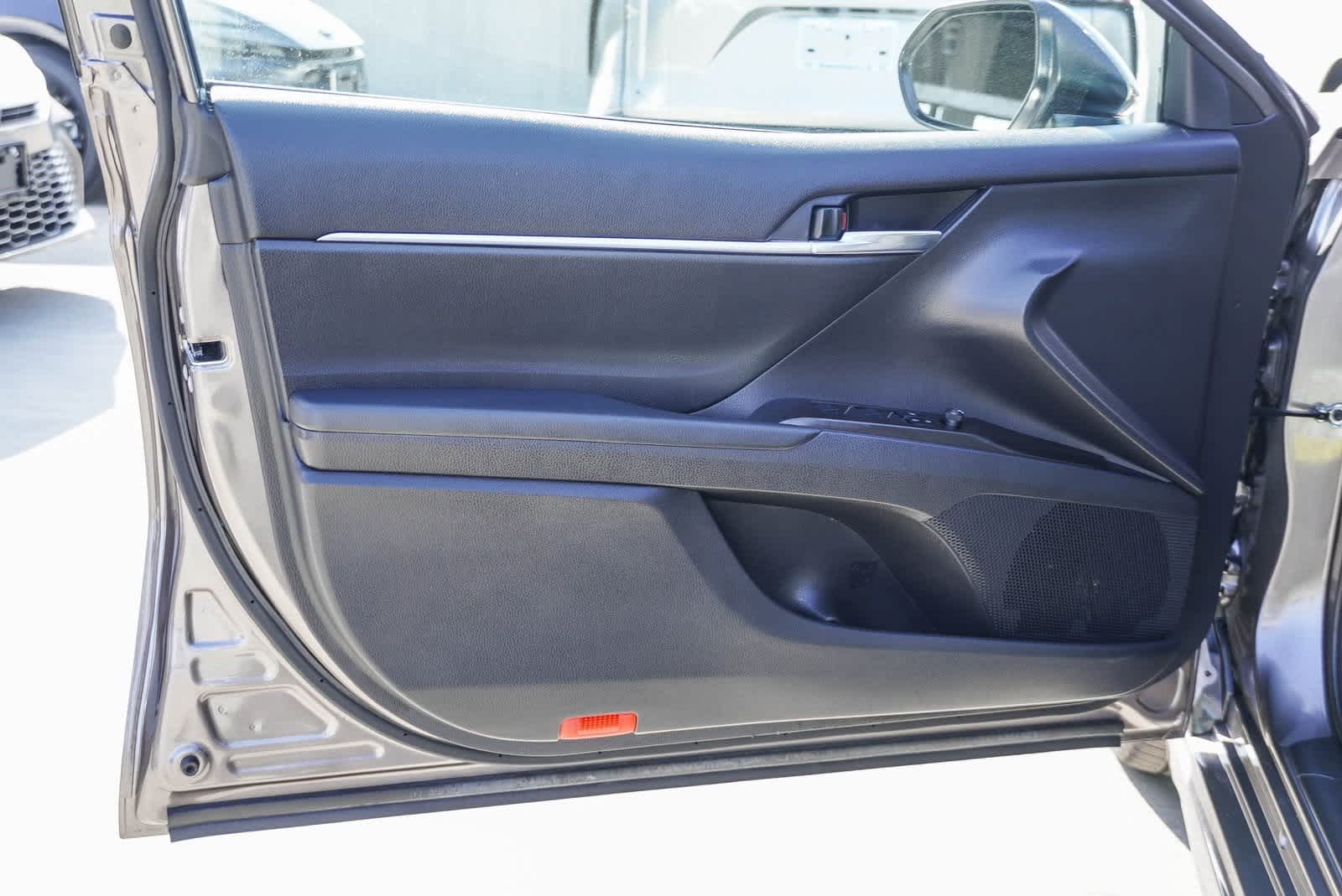 2024 Toyota Camry SE 20