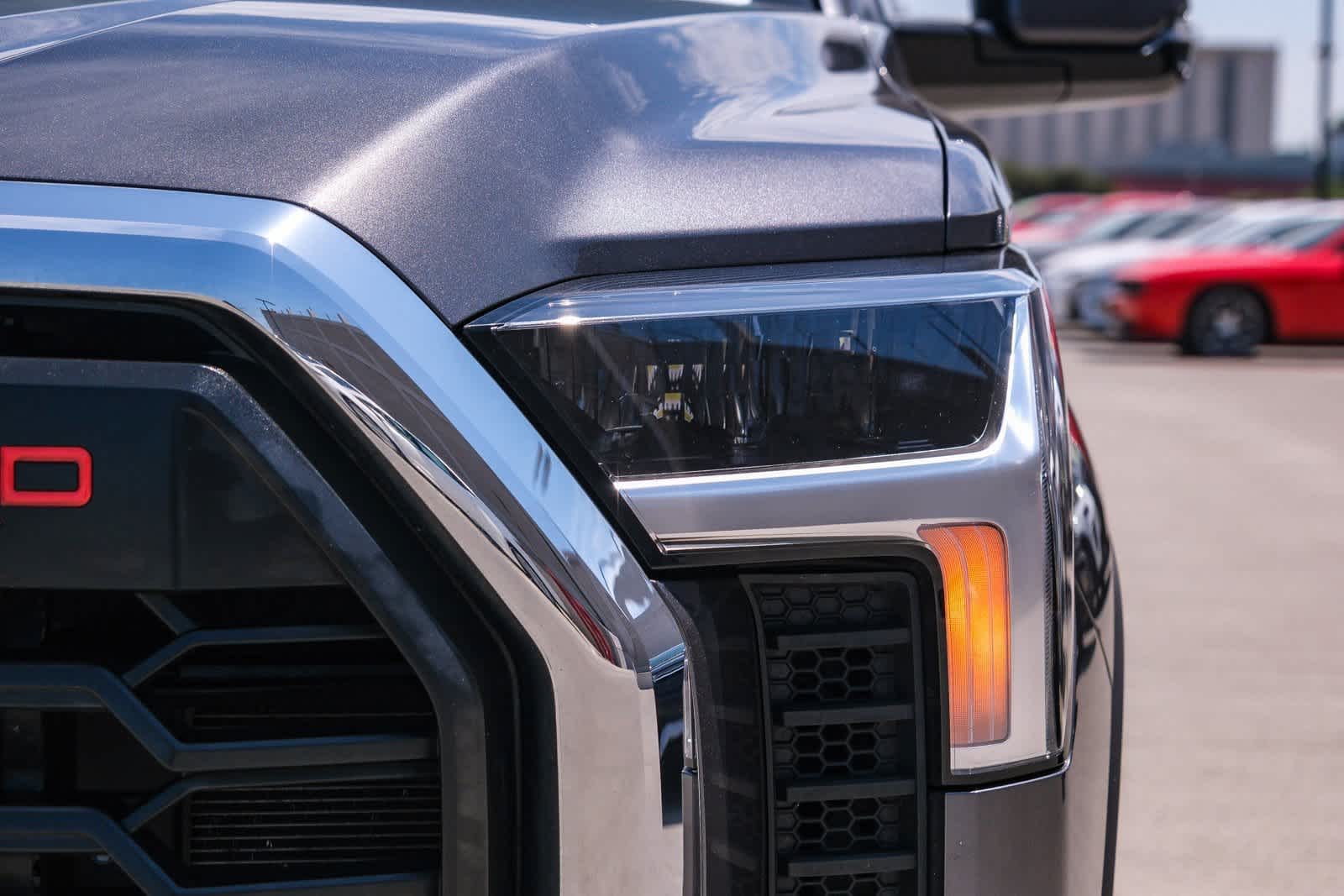 Thumbnail: 2024 Toyota Tundra - 11