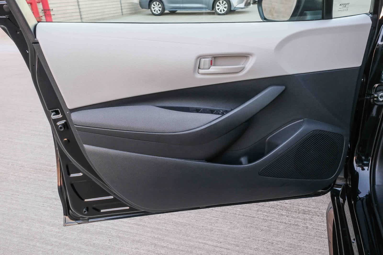 Thumbnail: 2025 Toyota Corolla - 23