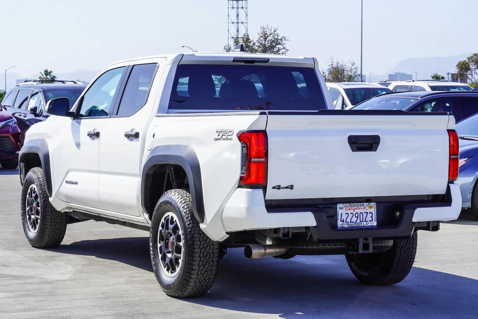 2024 Toyota Tacoma TRD Off-Road 6