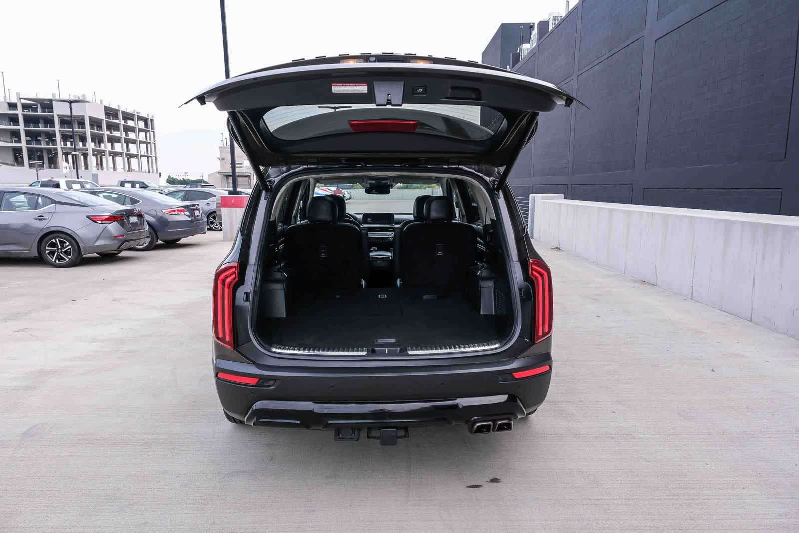 Thumbnail: 2022 Kia Telluride - 25