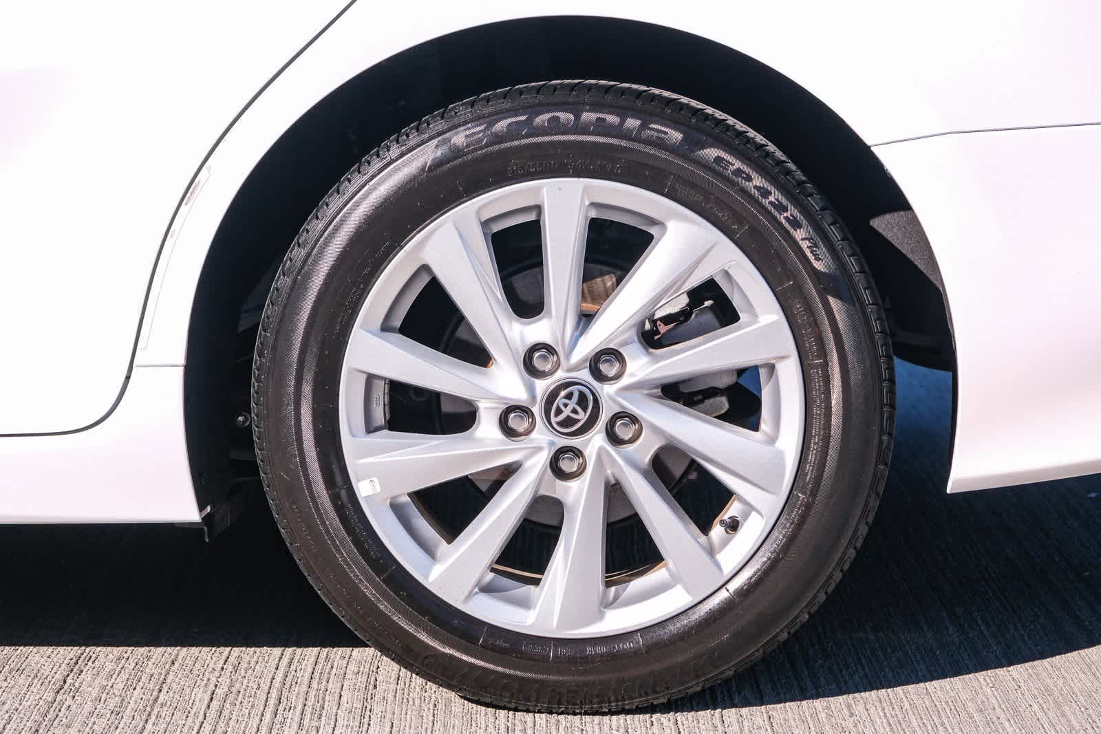 Thumbnail: 2024 Toyota Camry - 9