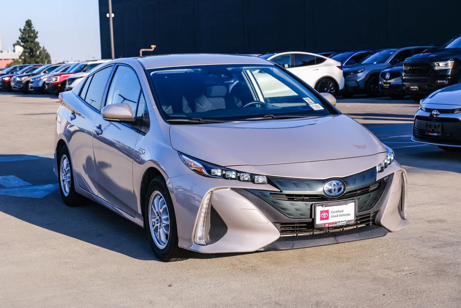 Thumbnail: 2022 Toyota Prius Prime - 3