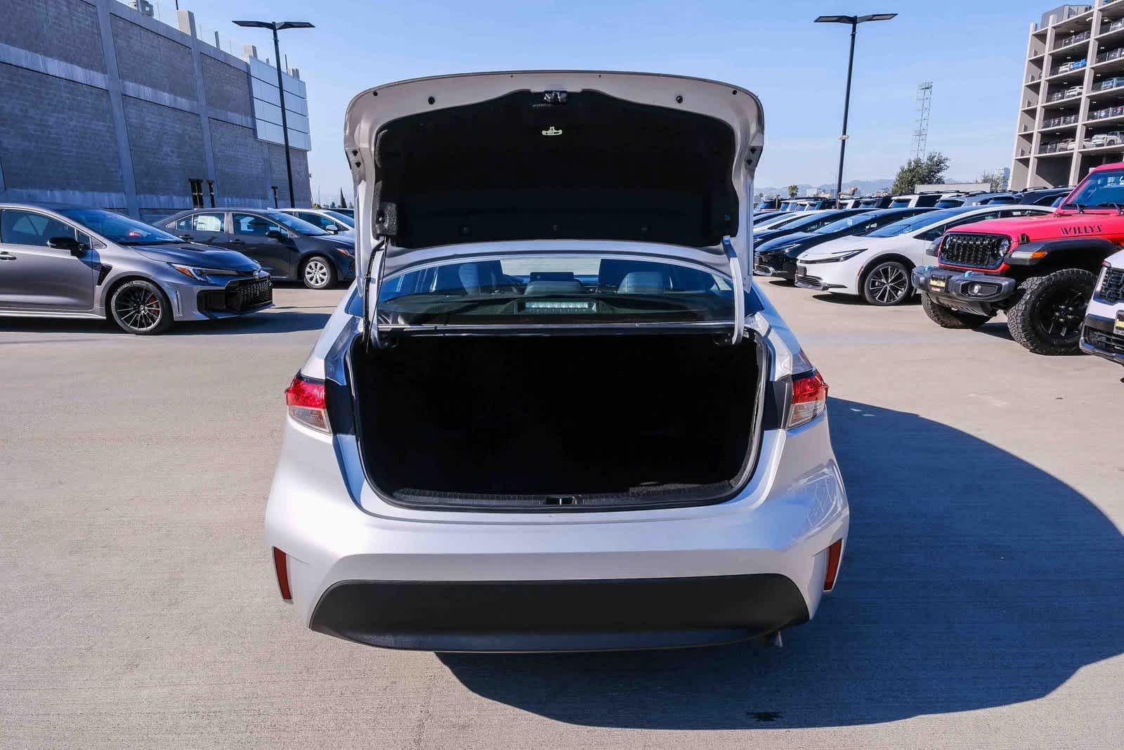 Thumbnail: 2023 Toyota Corolla - 23