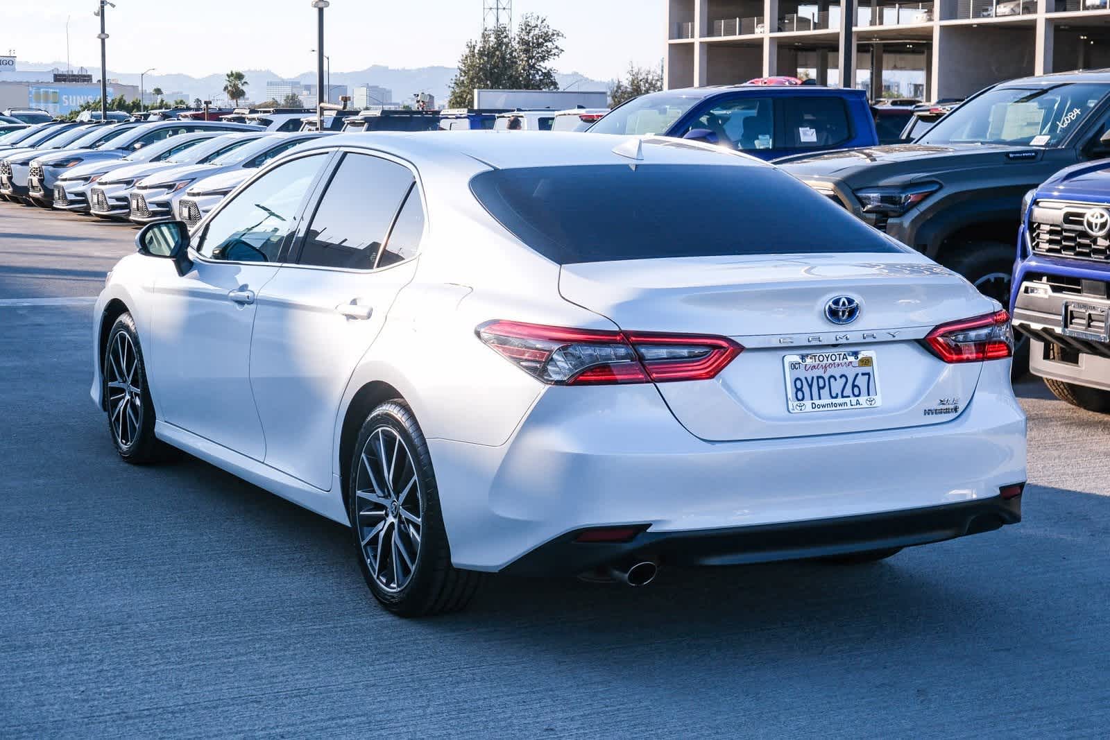 Thumbnail: 2022 Toyota Camry - 6