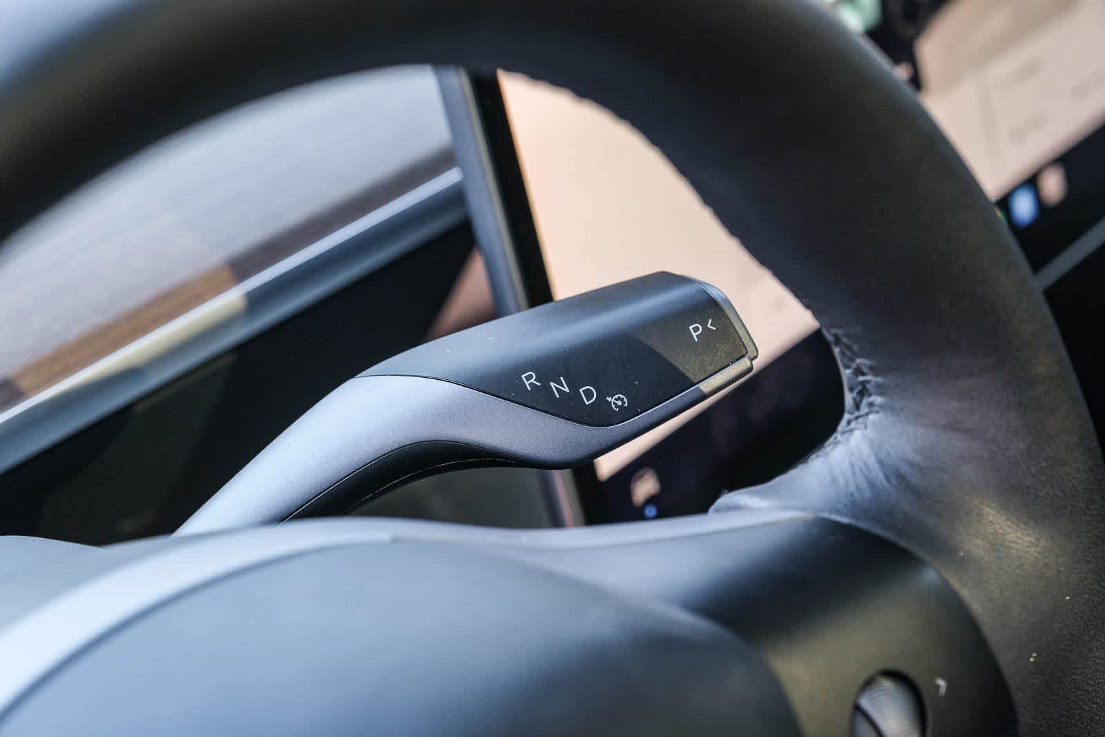 Thumbnail: 2022 Tesla Model Y - 17