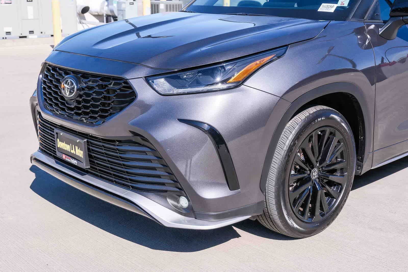 Thumbnail: 2025 Toyota Highlander - 11