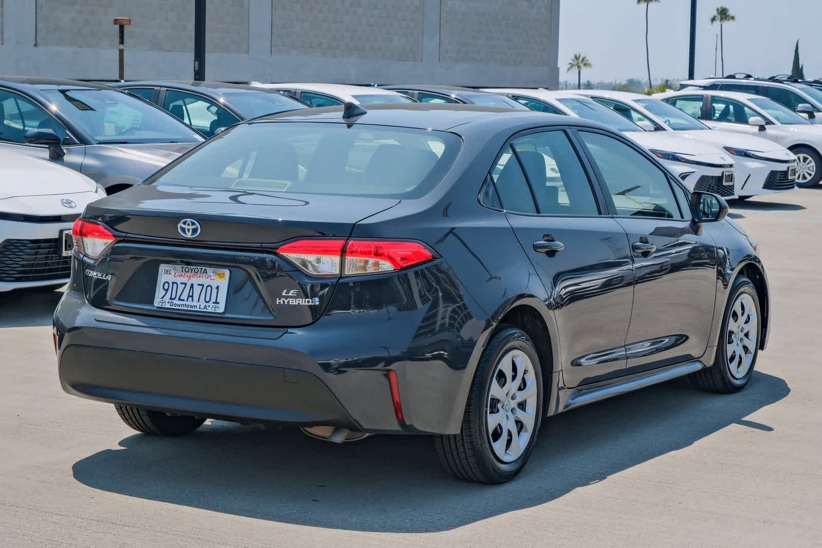 Thumbnail: 2023 Toyota Corolla - 3