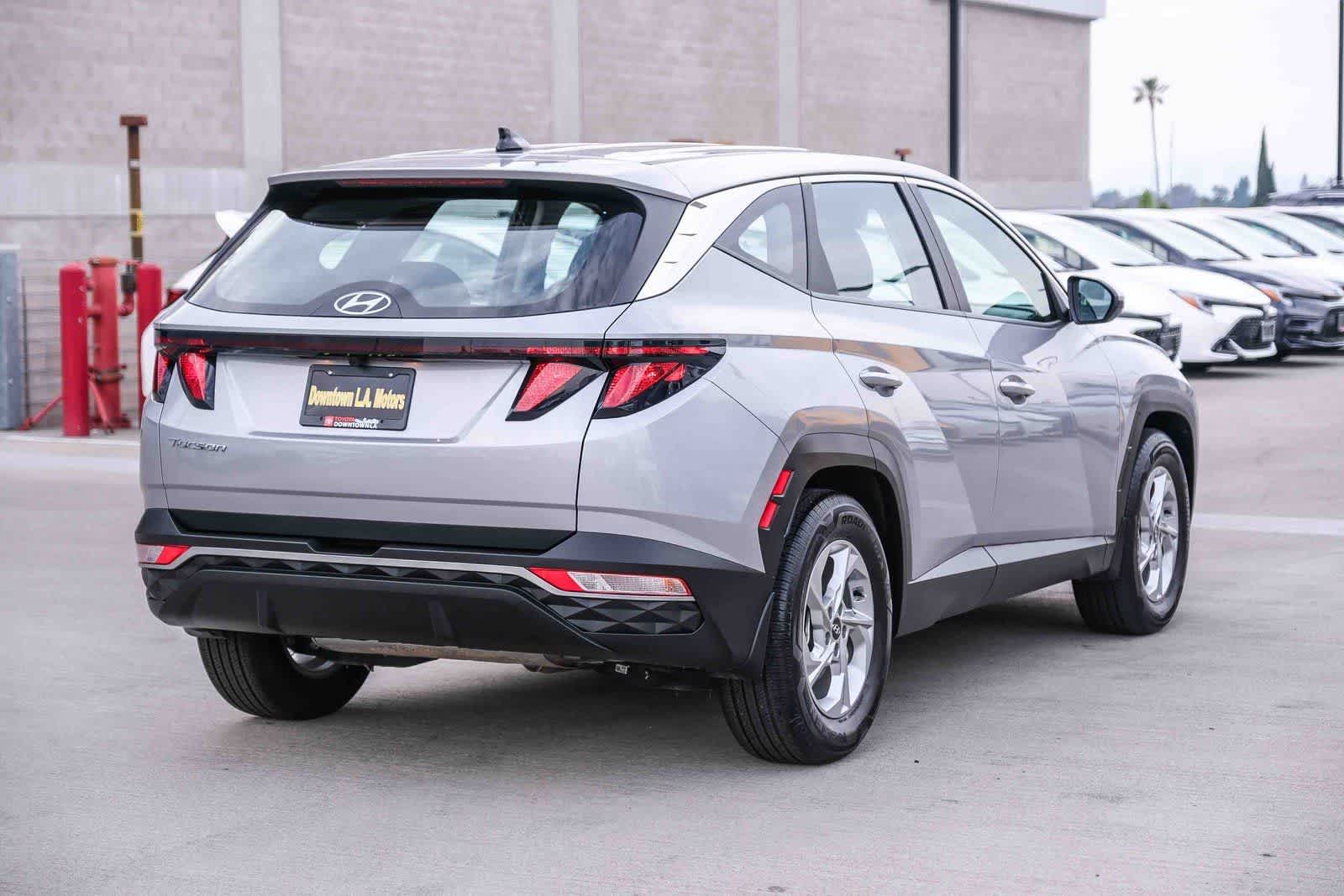 Thumbnail: 2022 Hyundai Tucson - 4