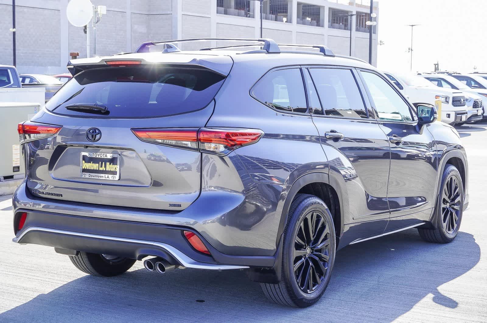 2023 Toyota Highlander XSE 4