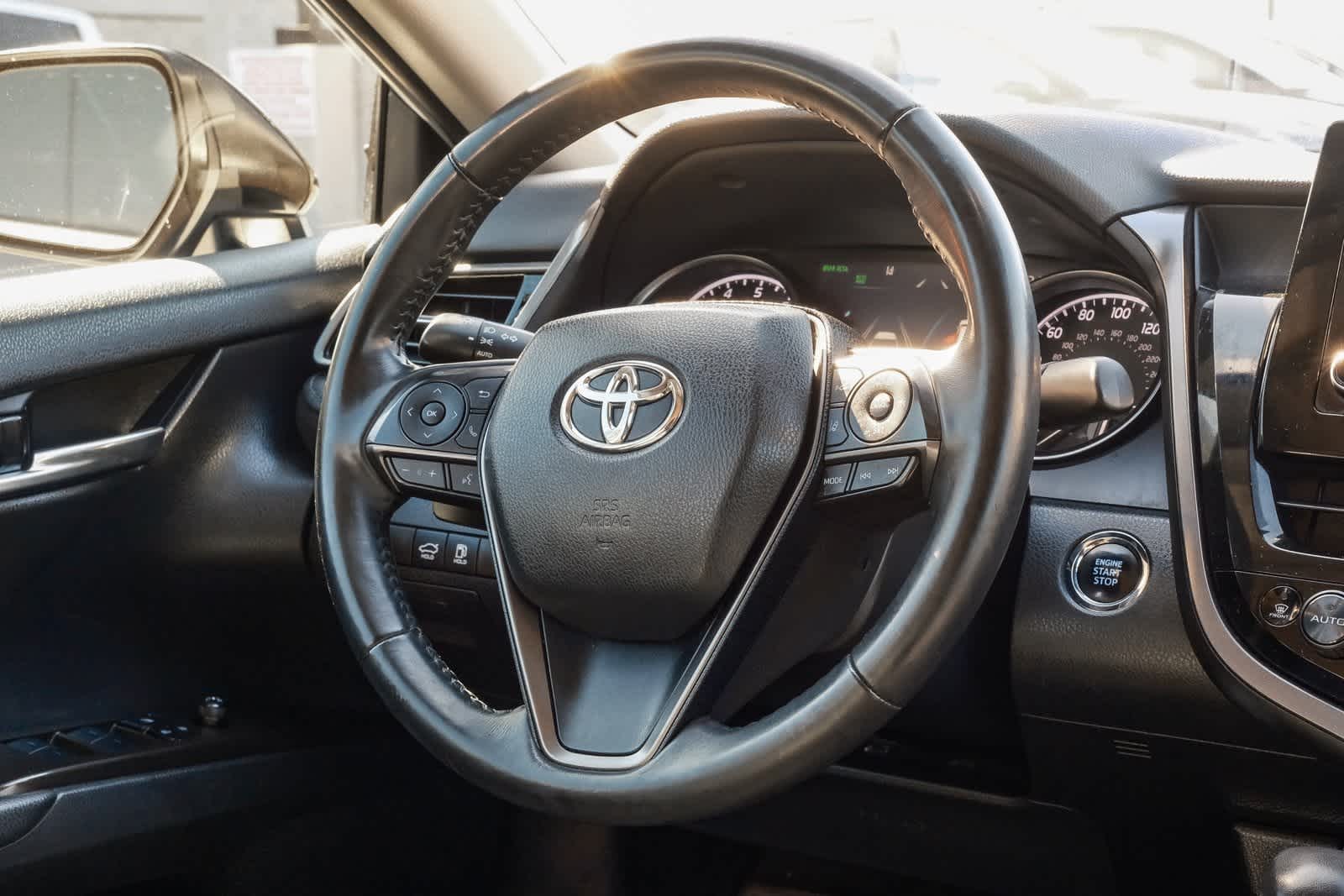 Thumbnail: 2023 Toyota Camry - 17