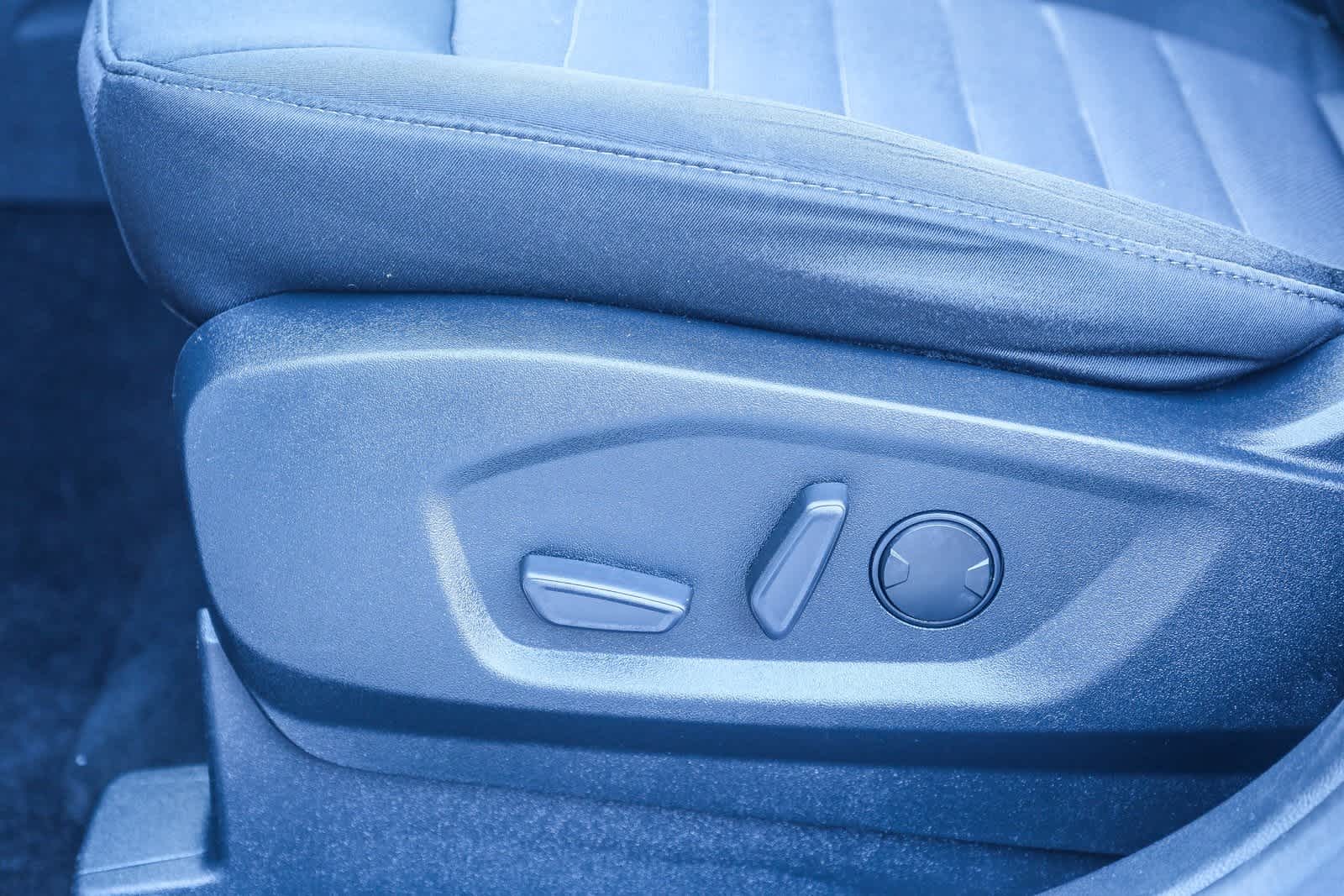 Thumbnail: 2020 Ford Edge - 23