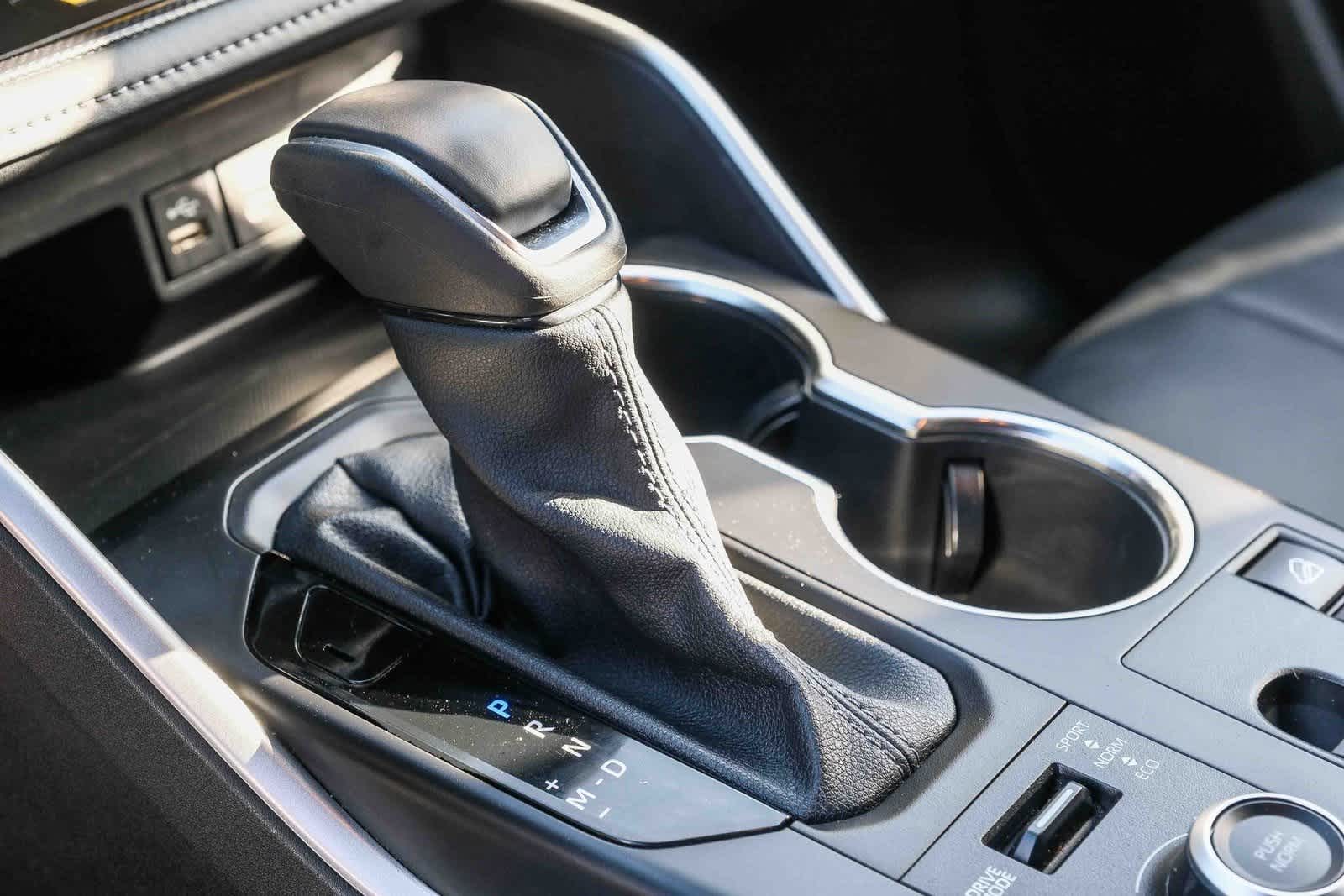 Thumbnail: 2025 Toyota Highlander - 20