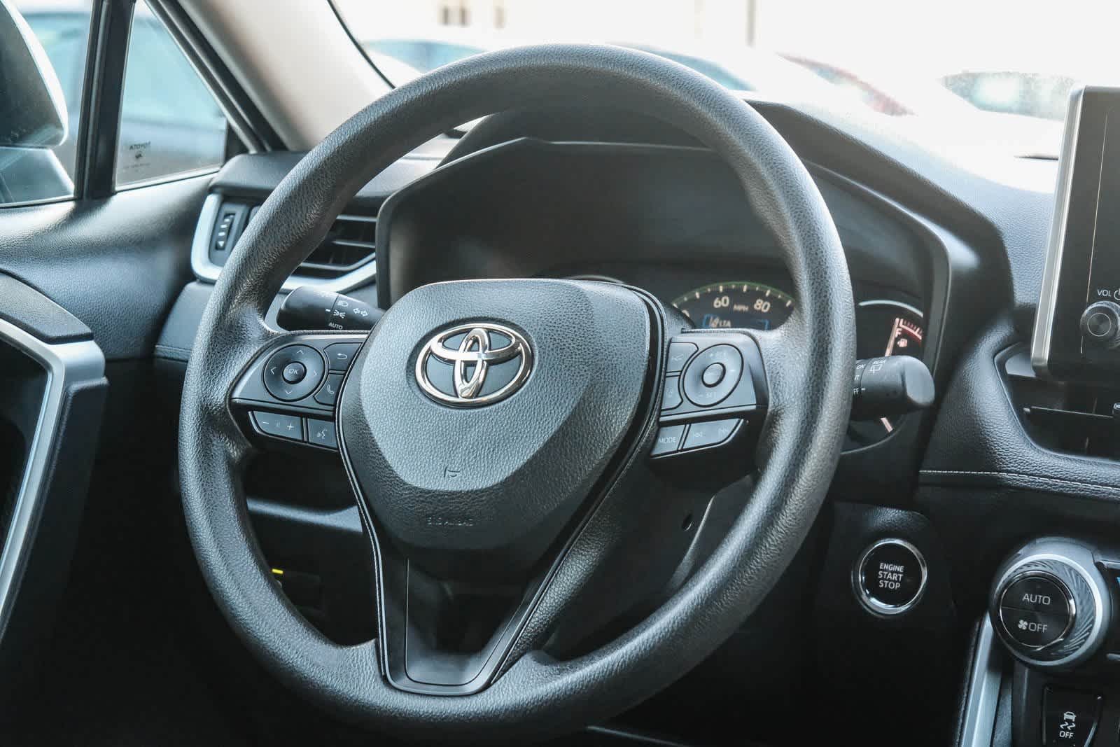 Thumbnail: 2024 Toyota RAV4 - 9