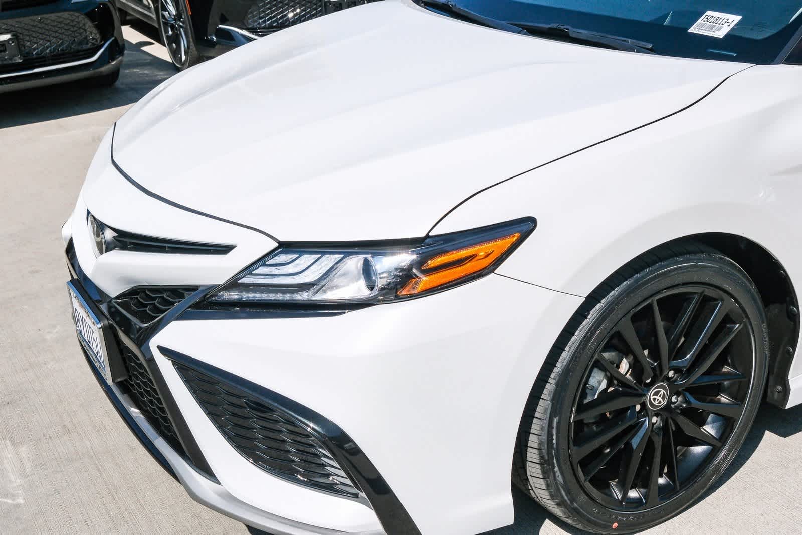 Thumbnail: 2022 Toyota Camry - 11