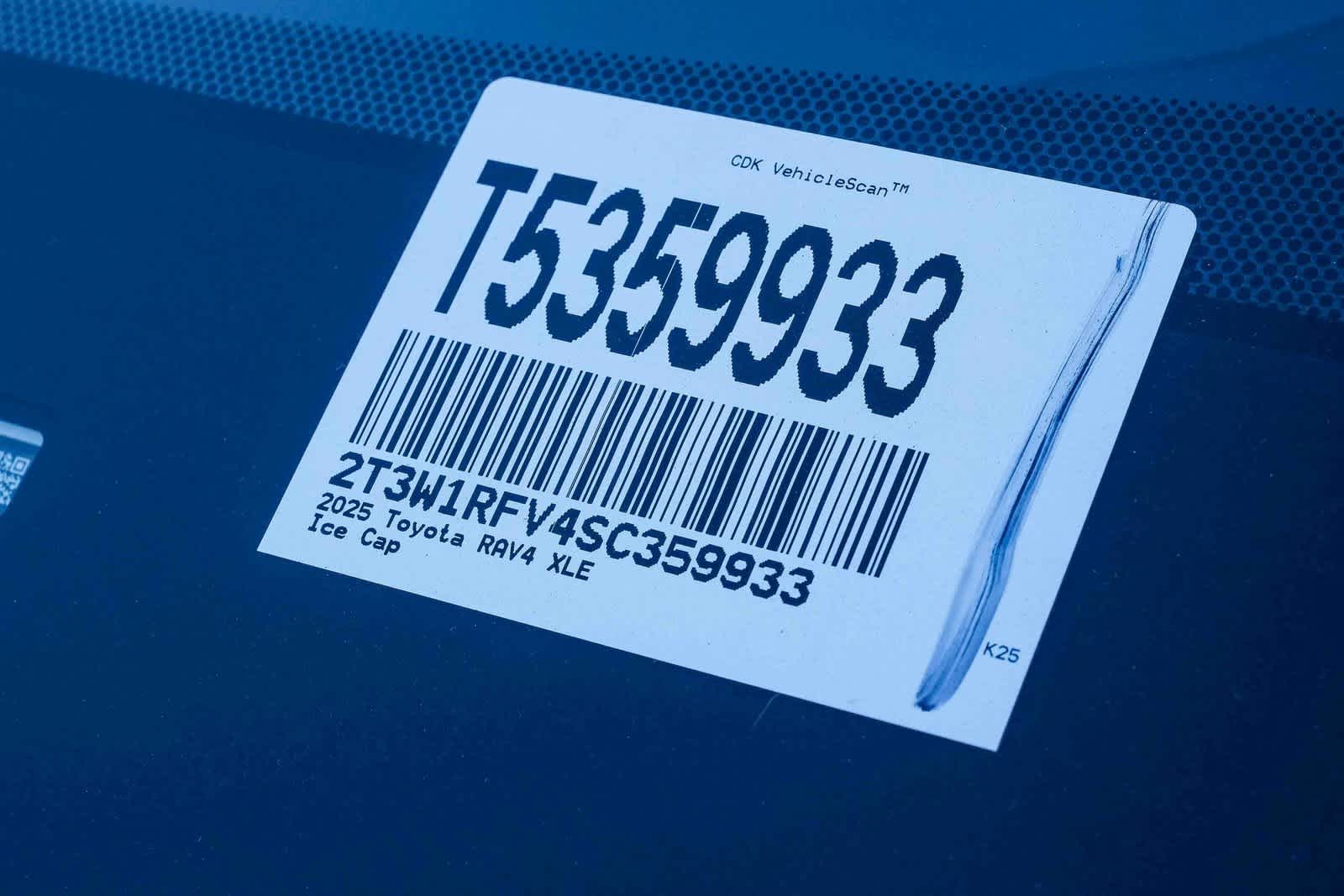 Thumbnail: 2025 Toyota RAV4 - 30