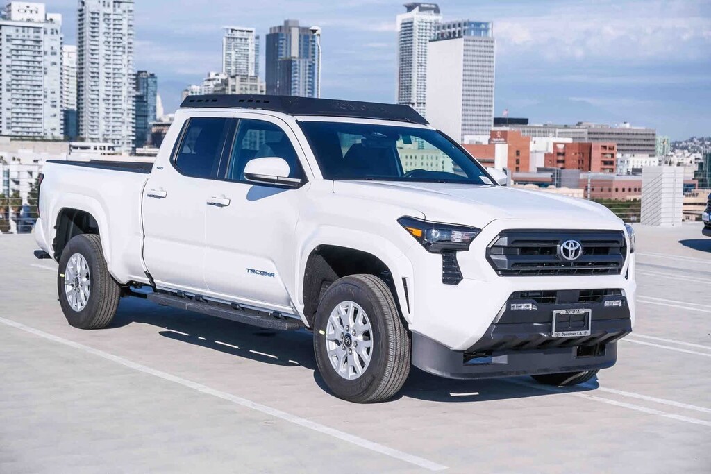 New 2025 Toyota Tacoma SR5 Truck Double Cab