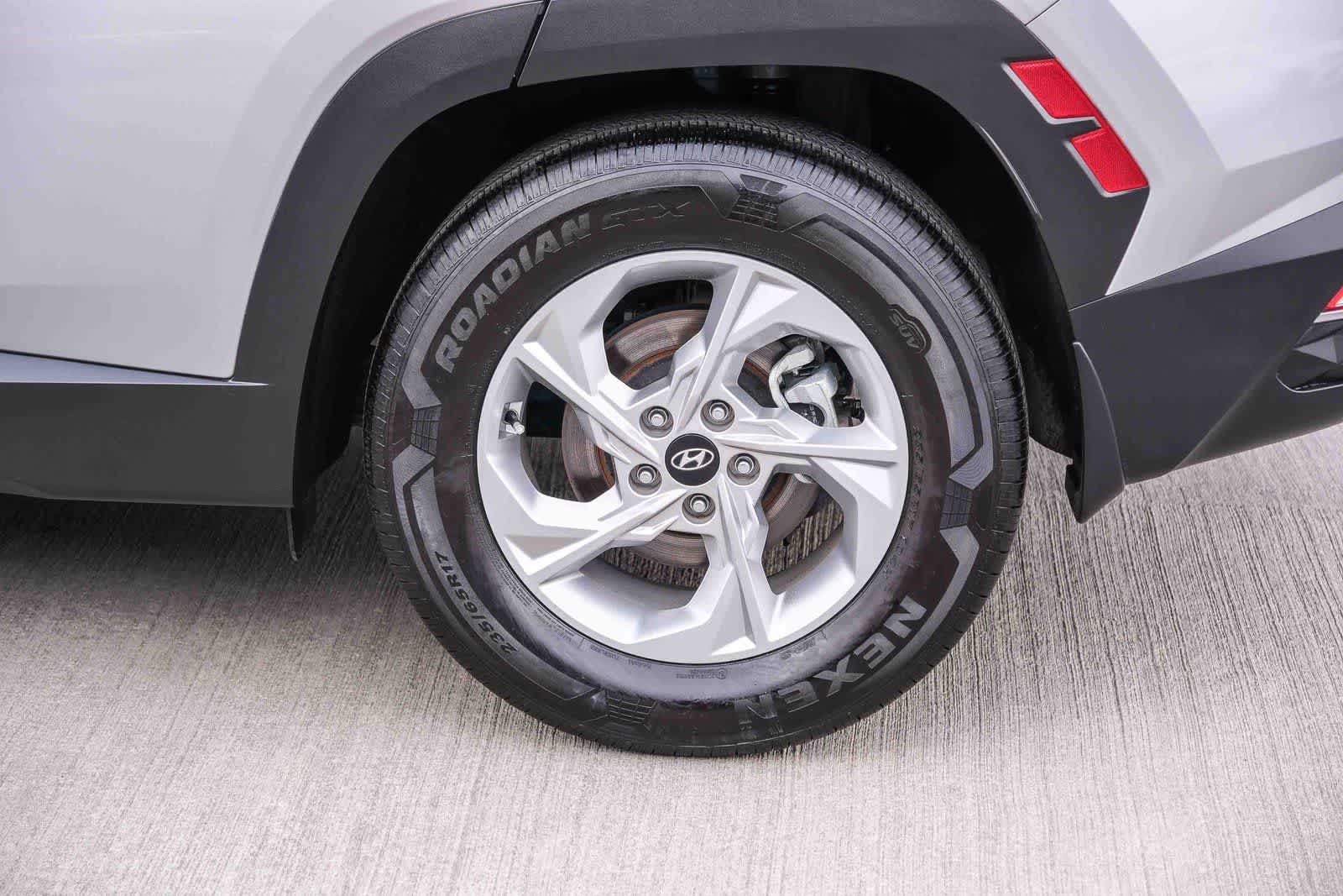 Thumbnail: 2022 Hyundai Tucson - 9