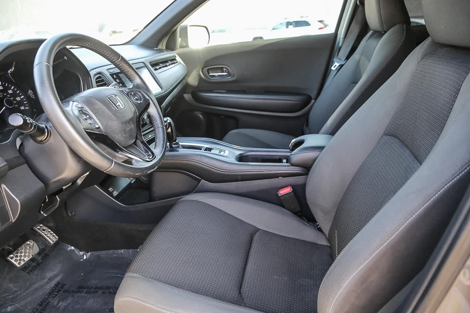 Thumbnail: 2021 Honda HR-V - 17