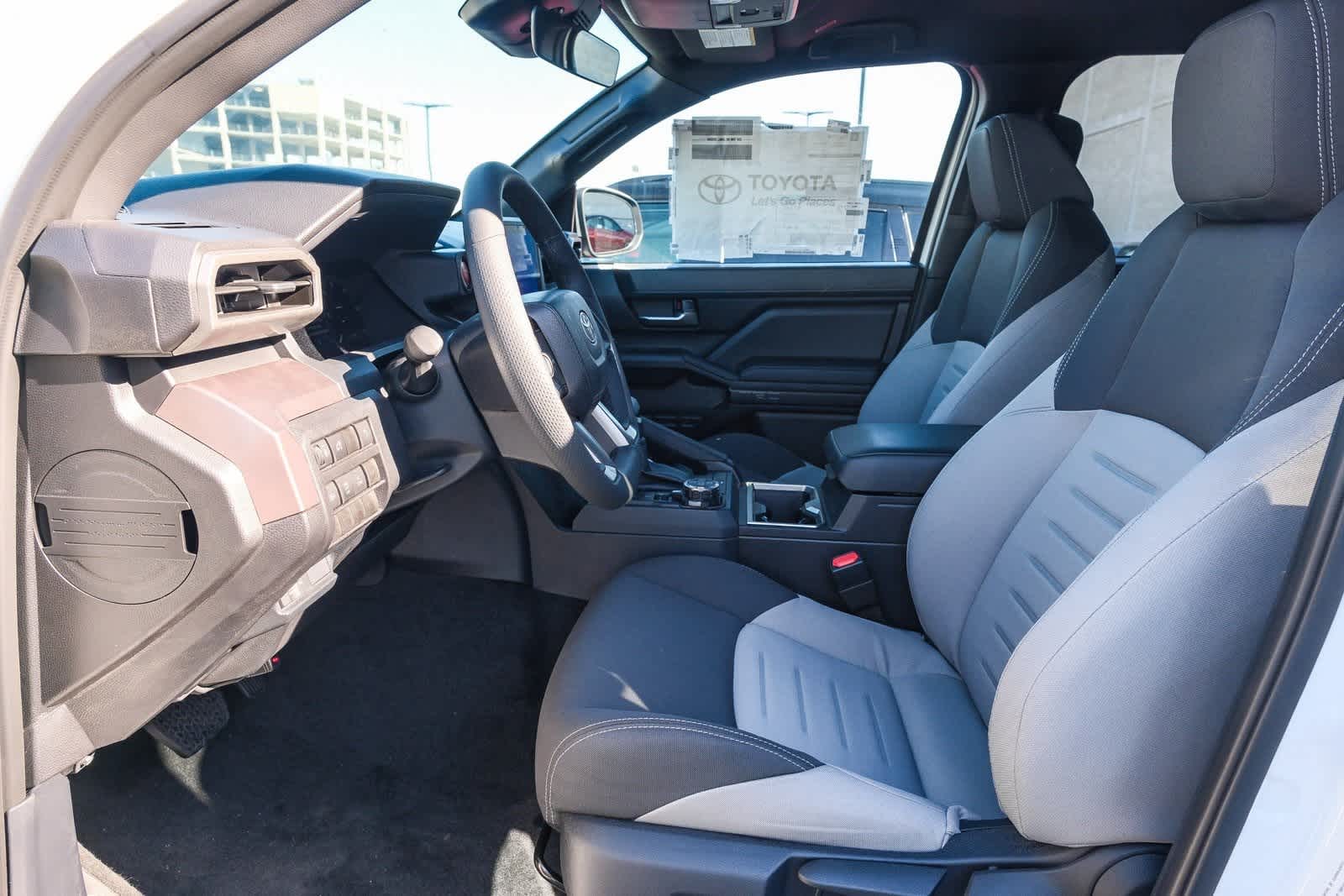 Thumbnail: 2025 Toyota Tacoma - 15