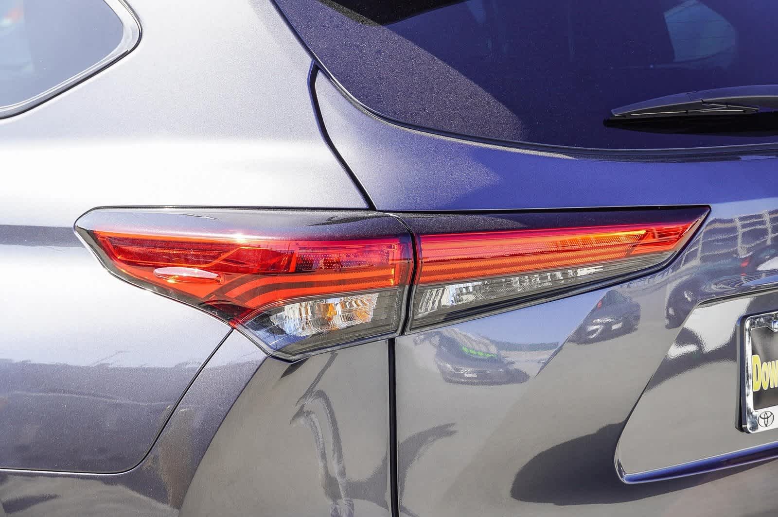 2023 Toyota Highlander XSE 7