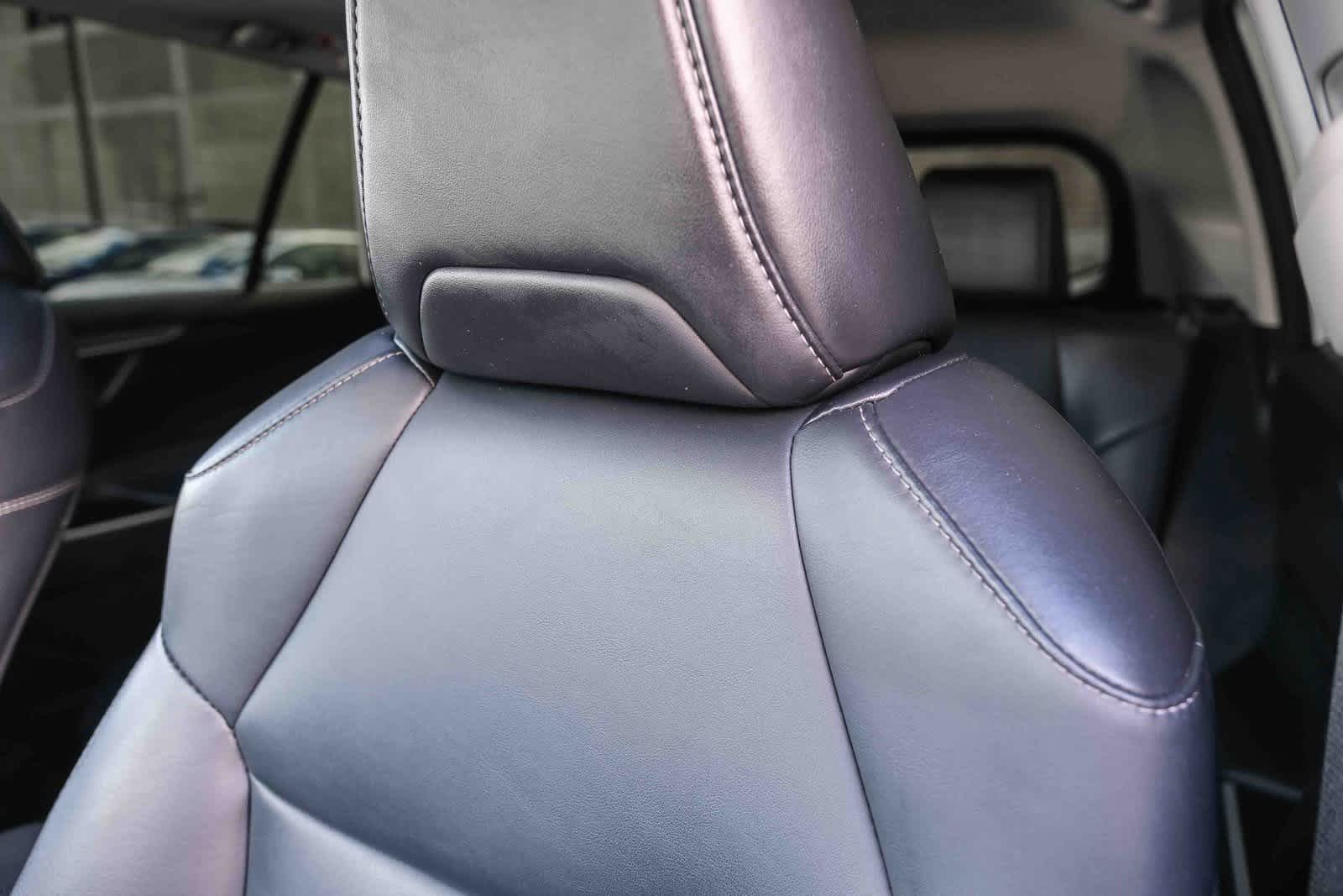 Thumbnail: 2023 Toyota RAV4 - 21