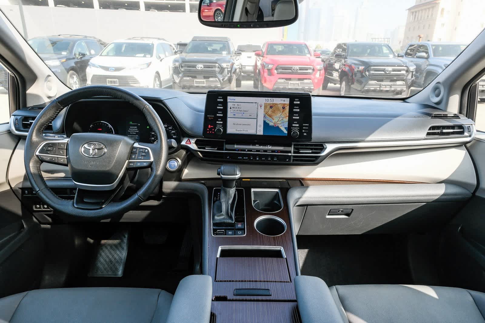 Thumbnail: 2024 Toyota Sienna - 13