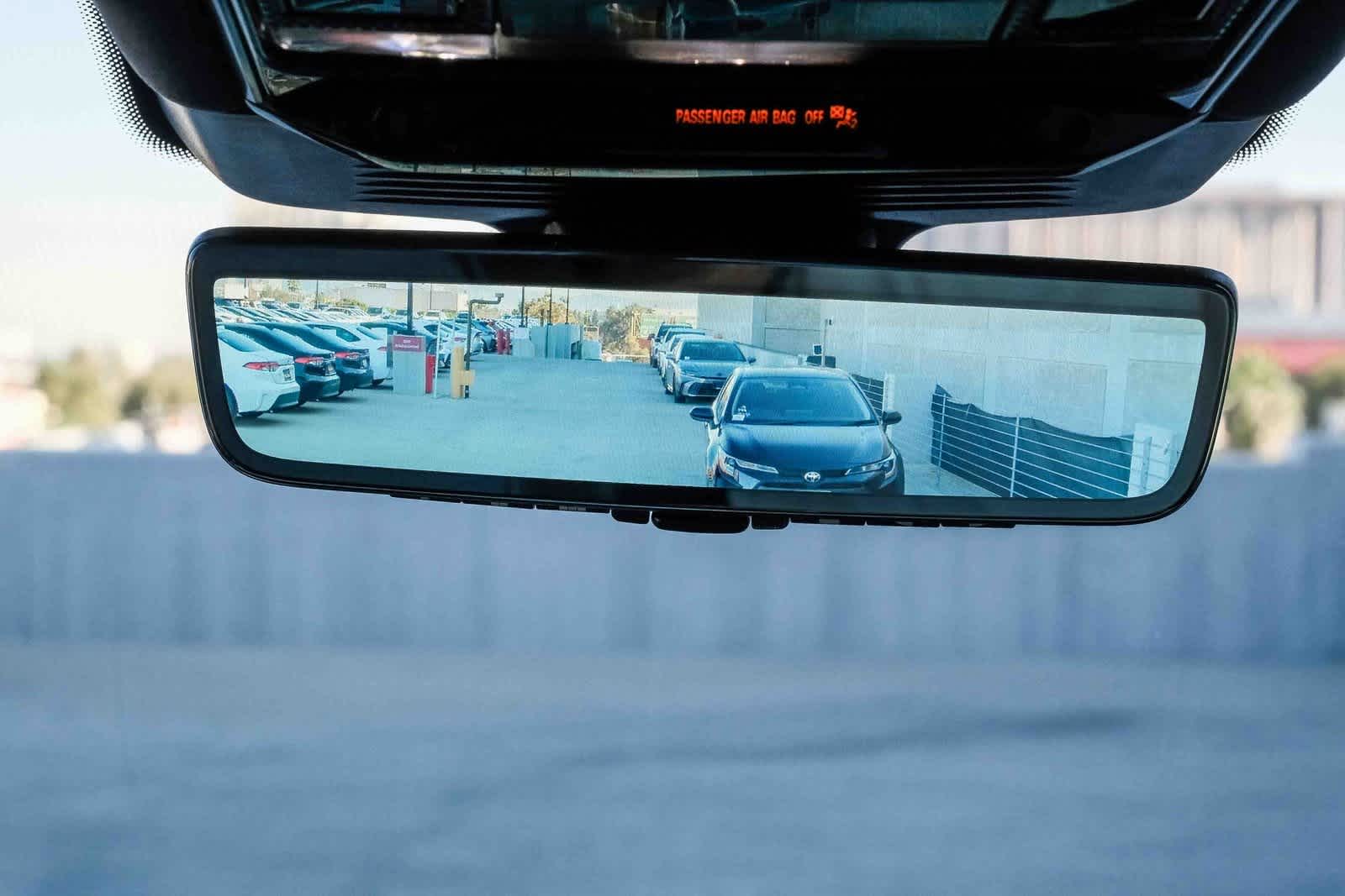 Thumbnail: 2024 Land Rover Range Rover - 15